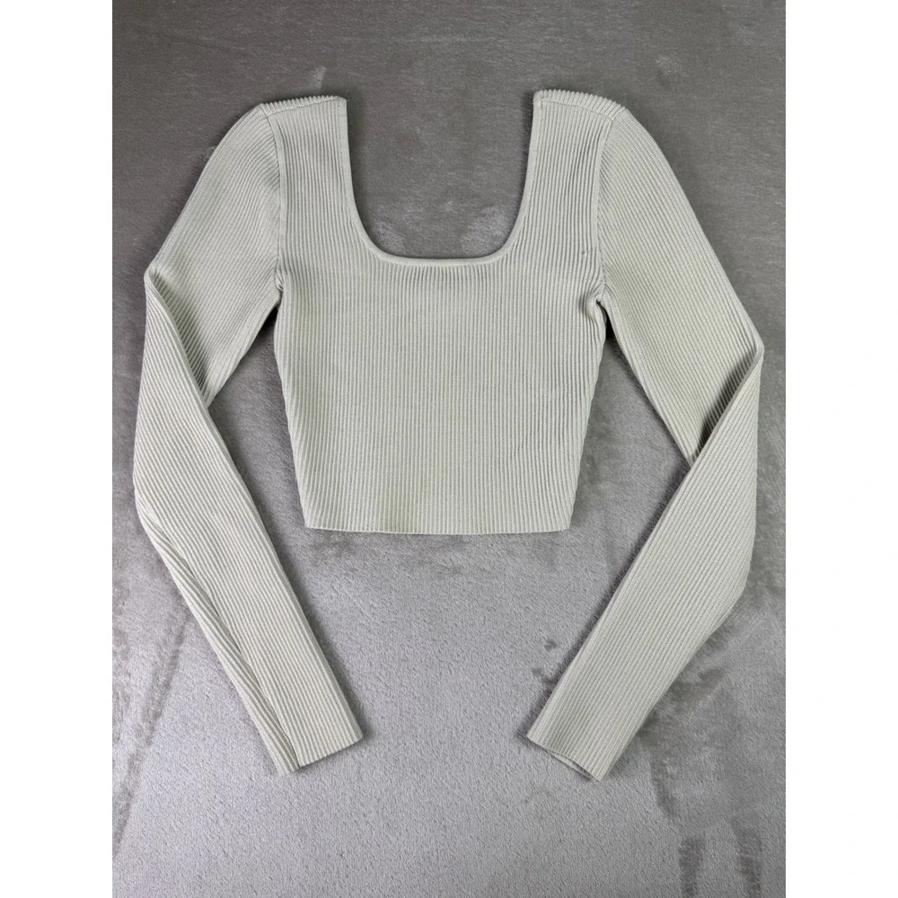 Aritzia Babaton Cream Sculpt Knit Long Sleeve Size XS Sculpt Cropped Square Neck